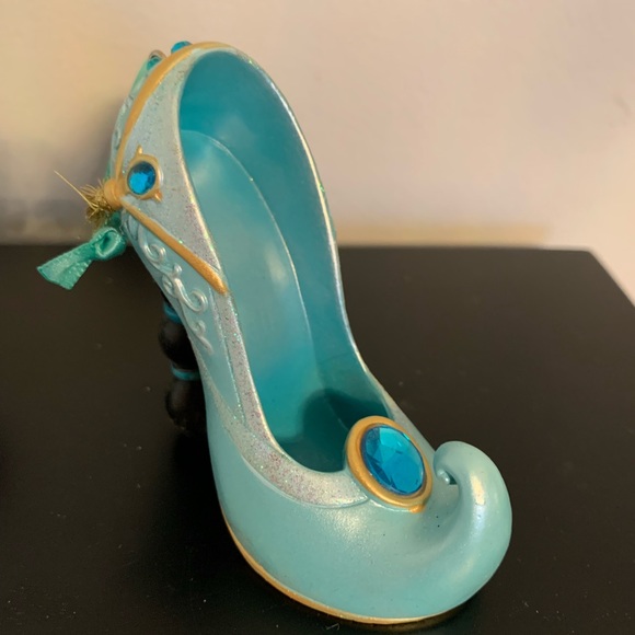 Disney Parks Princess Jasmine Shoe Ornament - Picture 2 of 4